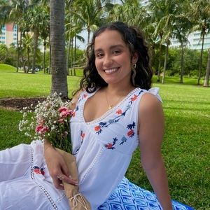 Meet your Posher, Laura